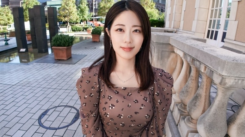 SIRO-5440 "Intense sex is here. A mature woman with a quiet demeanor applied to feel pleasure! She moves her hips and hits the spots that feel good during sex! [First time filming] She applied for adult video online…": MGS Video  Adult Video S